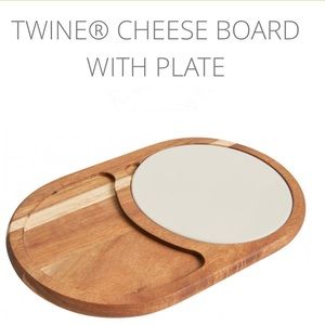 Twine Living Co Gourmet Wood &Ceramic Cheese Board